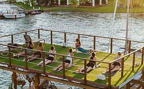 The Yak Lake House Hostal Bacalar - Front Lagoon